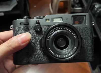 Fujifilm Fuji X100F Black Digital Camera English Language - Image 1 of 4