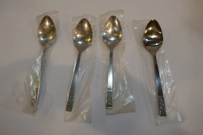 N.O.S. Customcraft Stainless Steel CUS3 Fleur de Lis Set of 4 Large sized spoon - Image 1 of 4
