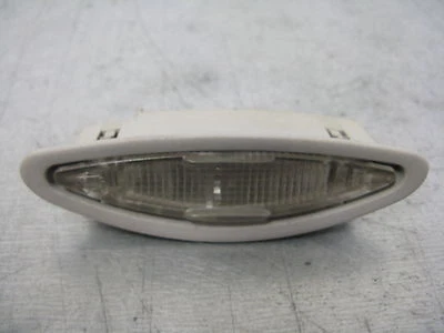 Luz interior trasera izquierda volvo v40 familiar 30804692 30813521 Foto 1 de 2