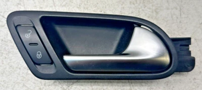 2009-2016 VW Volkswagen Tiguan Right Front Passenger Interior Door Handle OEM - Image 1 of 2