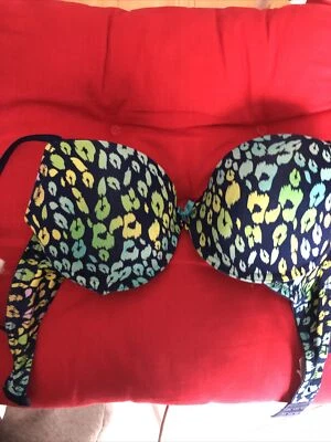 2 sujetadores para mujer Target Xhilaration 34C azul multicolor usados solo unos pocos X’s Foto 1 de 4