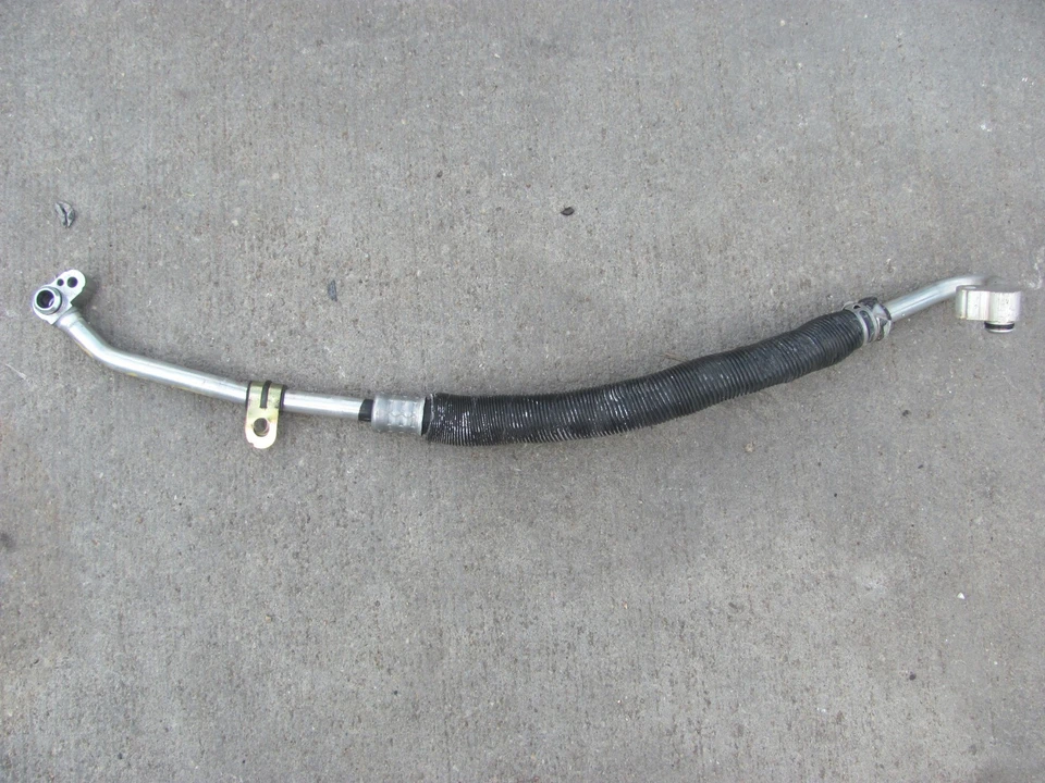 TUBO MANGUERA LAND ROVER DISCOVERY II LÍNEA AC 1999 00 01 02 03 2004 Foto 1 de 3