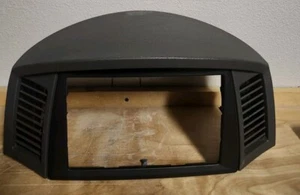 OEM 2005 JEEP GRAND CHEROKEE LIMITED NAVIGATION RADIO BEZEL DASH TRIM - Picture 1 of 5