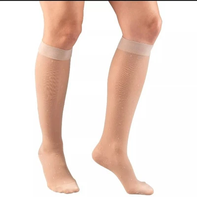 Medias para mujer Truform hasta la rodilla patrón de puntos transparentes: 15-20 mmHg M DESNUDAS... 140 Foto 1 de 4