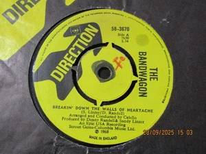 THE BANDWAGON-BREAKIN DOWN THE WALLS OF HEARTACHE-DIRECTION - Picture 1 of 2