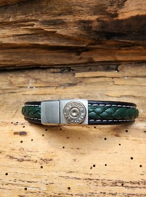 Pulseira de bala de couro trançado preto e verde com uma bala 9, 38,40 ou 357. - Imagem 1 de 4