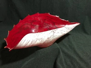 This is a 1950 to 1960s cased glass,art glass bowl attributed to Murano of Italy - Picture 1 of 6