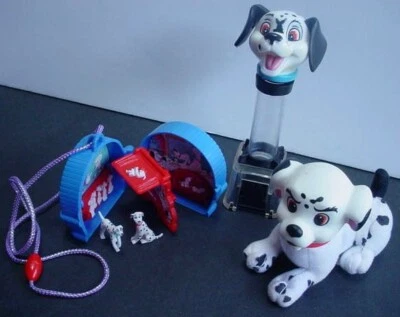 Medallón y varilla de peluche Disney 101 Dálmatas Érase una vez Foto 1 de 4