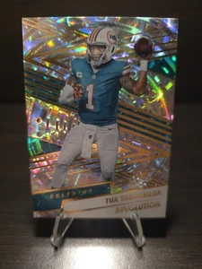 2025 Panini Revolution Football Tua Tagovailoa Fractal #/99 #195 Delfini - Foto 1 di 2