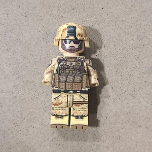TheMinifigCo.℠ Modern US Marine MARPAT FastMag Minifigur - NEU - Bild 1 von 2