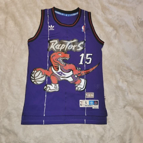 NBA Hardwood Classics Vince Carter Raptors Jersey Mens Size S 1998/99 +2 Length Cover