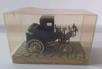 Cursor - 1:43 - 1897 Daimler-Riemenwagen Taxameter - OVP, unbespielt  - Bild 1 von 4