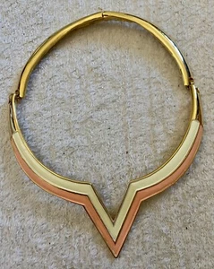Valentino Gold Tone & Pink Cream Enamel Vintage Modernist Hinged Collar Necklace - Picture 1 of 3