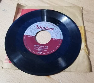 A Shanty In Old Shantytown / Sioux City Sue by Bruce Johnson Square Dance 45rpm - Picture 1 of 4
