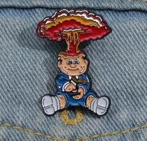 Garbage Pail Kids Adam Bomb / Blasted Billy Pin Brooch almost 1.4" x 1" OS1 1985 - Picture 1 of 6