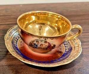 Taza y platillo de porcelana Demitasse de Checoslovaquia MZ Madonna Series dorado - Imagen 1 de 5