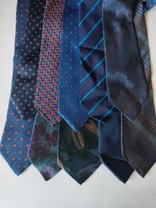 12 LOT VINTAGE SILK TIES CHRISTIAN DIOR CALVIN KLEIN JOHN HENRY ETC BLUES - Picture 1 of 15