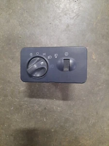 Ford F-250 F-350 Super Duty Headlight Head FOG Light Switch 99 00 01 02 03 04 - Picture 1 of 2