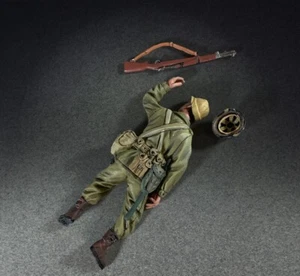 BRITAINS WORLD WAR 2 ALLIES 25206 U.S. INFANTRY CASUALTY - Picture 1 of 3