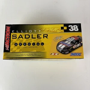 1/24 Nascar Elliott Sadler #38 Snickers Die Cast Action New - Picture 1 of 8