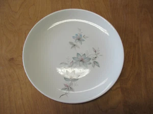 Johnson Bros England SNOWHITE BLUE FLOWERS Dinner Plate 10" 1 ea    3 available - Picture 1 of 3