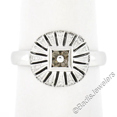 Anillo Estate de oro blanco de 10 quilates de lujo con cúpula de diamantes marrones de 0,24 quilates Foto 1 de 4