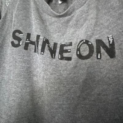 Sudadera tórrida gris con hombros brillantes SHINE ON talla 1 tórrida 16/18 W Foto 1 de 4