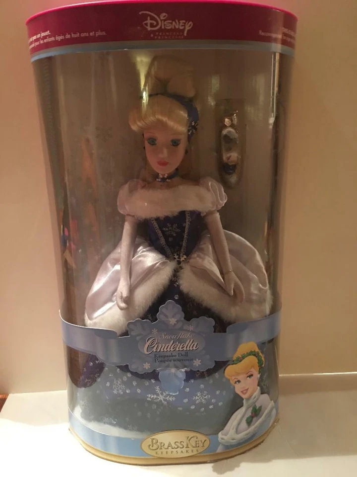 Brass Key Snowflake Cinderella Porcelain Keepsake Doll 2004 by Disney F01