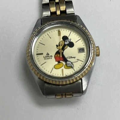 Reloj Lorus Cuarzo Mickey Mouse con Fecha Dos Tonos Estuche Banda Funcionando Foto 1 de 4