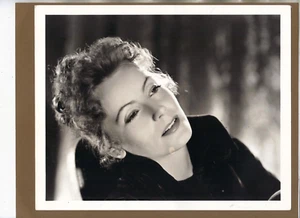 Clarence Sinclair Bull, Portrait of Greta Garbo in Conquest ORIGINAL (1937). - Picture 1 of 2