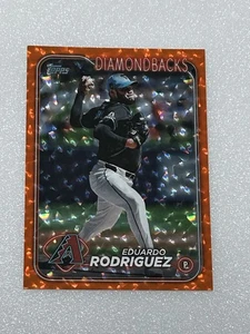 Eduardo Rodríguez #US188 Topps MLB 2024 Orange Crackle Foilboard 035/299 - Bild 1 von 9