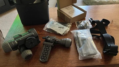 Cabezal de trípode inteligente de 3 ejes Benro Polaris Astro Edition (cable Nikon inc.) Foto 1 de 2