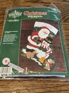 Vintage BUCILLA Christmas Friends 15" kit calza con applicazioni in feltro Babbo Natale pupazzo di neve 32967 - Foto 1 di 5