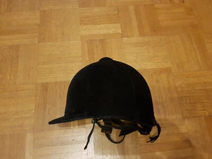 Reithelm Gr. 55 von Wembley in Schwarz 5091 wie neu - Bild 1 von 2