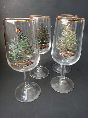 Set of 4 1970s Spode Christmas Tree 12 oz. Goblets Gold Rim Made in France - Image 1 of 4