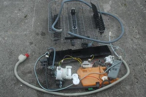 ZANUSSI GESCHIRRSPÜLER ZDT2004FA ERSATZTEILE EINZELN VERKAUFT, SIEHE BESCHREIBUNG ABSCHNITT - Bild 1 von 4