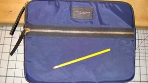 Marc Jacobs NEW YORK Dark blue Nylon Laptop Sleeve Tablet case very good - Picture 1 of 6