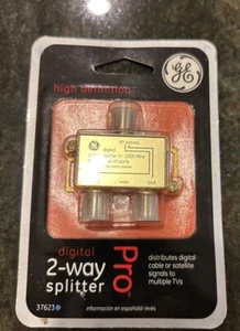 GE Digital 2 Way Splitter Pro High Definition 37623 Cable or Satellite NEW - Picture 1 of 2