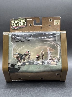 2006 Forces of Valor BRITISH 6TH AIRBORNE DIVISION NORMANDY 1944 troops camo nic - Image 1 of 4