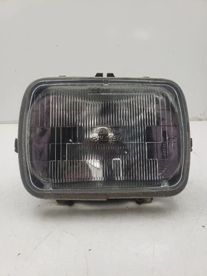 Luz de estacionamiento/esquina de pasajero debajo de los faros se adapta a furgoneta Express 2500 03-23 744708 Foto 1 de 4