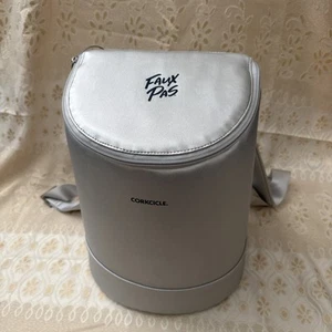 Corkcicle Eola Bucket Kühlrucksack Tasche Silber Faux Pas - Bild 1 von 4