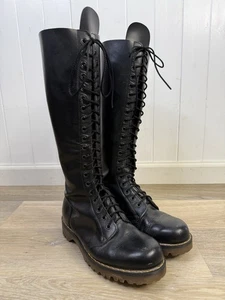 Stivali neri vintage Doc Dr Martens 20 occhi UK 8 | M 9 | W 10 Inghilterra anni 80 90 punk - Foto 1 di 24