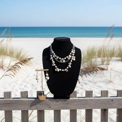 Collar y pendientes costeros Premier Designs tono plata con perlas de imitación y albacora Foto 1 de 4