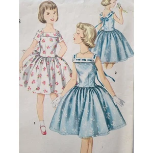 Abito da festa bambina modello cucito anni 50 collo ad angolo taglia 8 circonferenza petto 26" - Foto 1 di 6