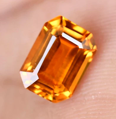 5.75 Ct. Natural Yellow Grossular Garnet Africa, VVS Certified- loose Gemstone - Image 1 of 4