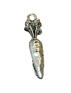 Carrot Vegetable Food Pendant Charm Tibetan Silver J1075 - Picture 1 of 5