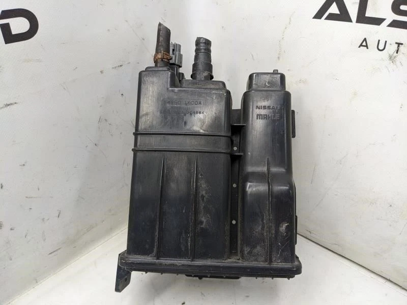 Nissan Juke 2011-2017 bote de emisiones de evaporador de vapor de combustible 14950-1KC0A OEM Foto 1 de 4
