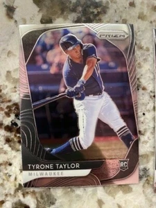 2020 PANINI PRISM PRIZM ROOKIE BASE CARD MILWAUKEE BREWERS TYRONE TAYLOR #69 - Foto 1 di 1