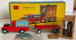 CORGI GS19 CHIPPERFIELDS LAND ROVER & TRAILER + CAGE & ELEPHANT IN ORIGINAL BOX - Picture 1 of 16
