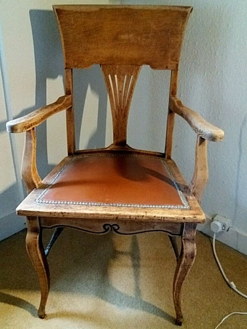 GLASGOW ARTS AND CRAFTS OAK CARVER CHAIR Cover